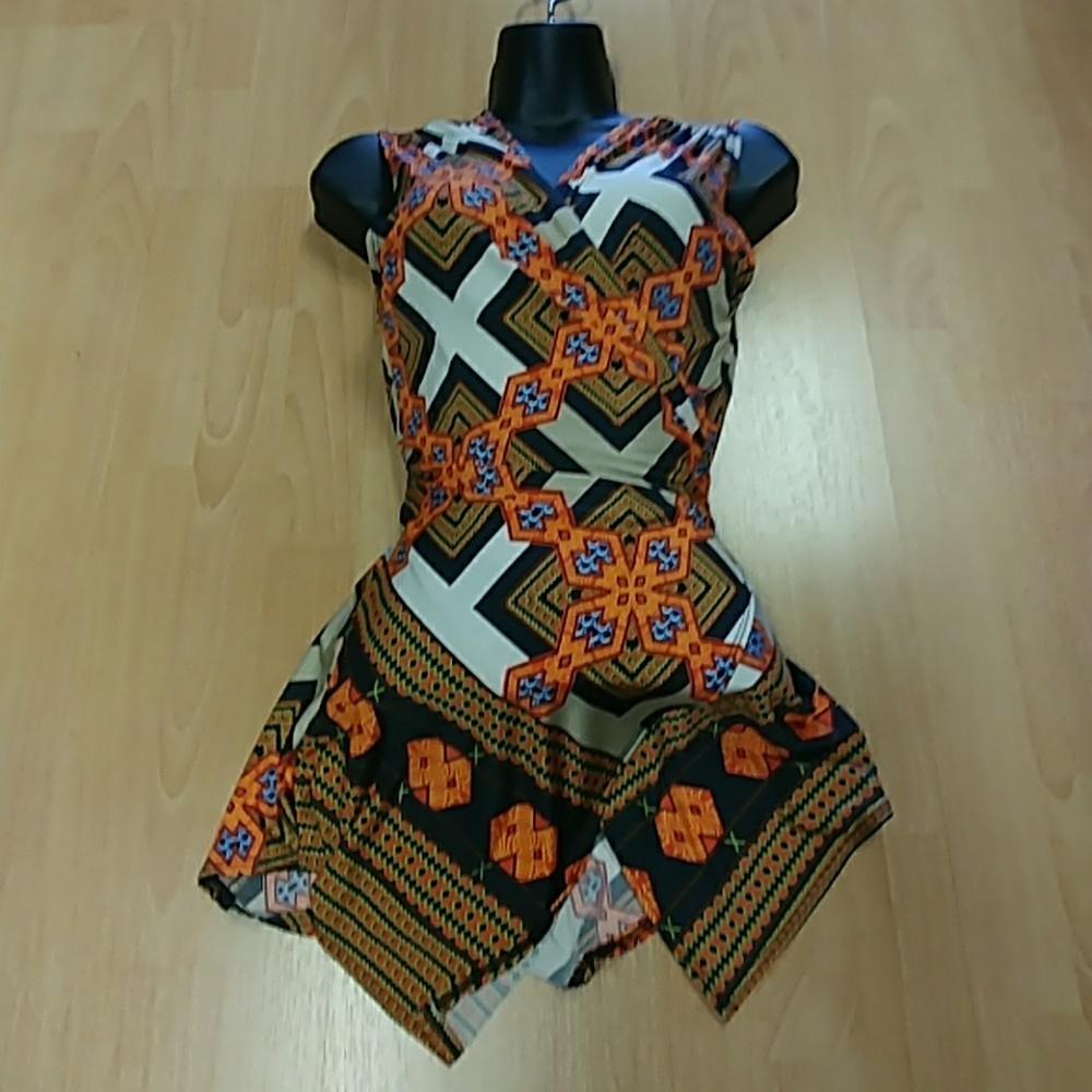 Venus Bold Abstract Print Wrap Top - Picture 6 of 8